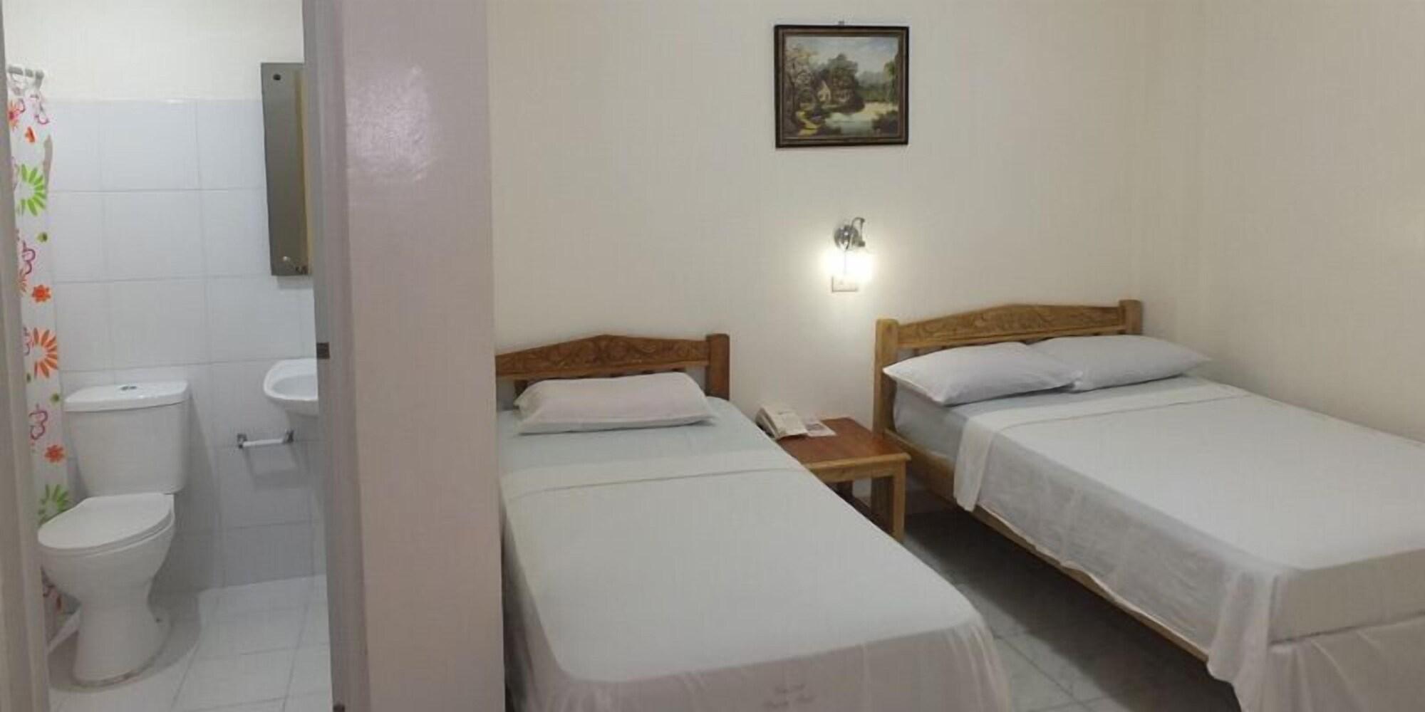 Constrell Pension House Città di Tagbilaran Esterno foto