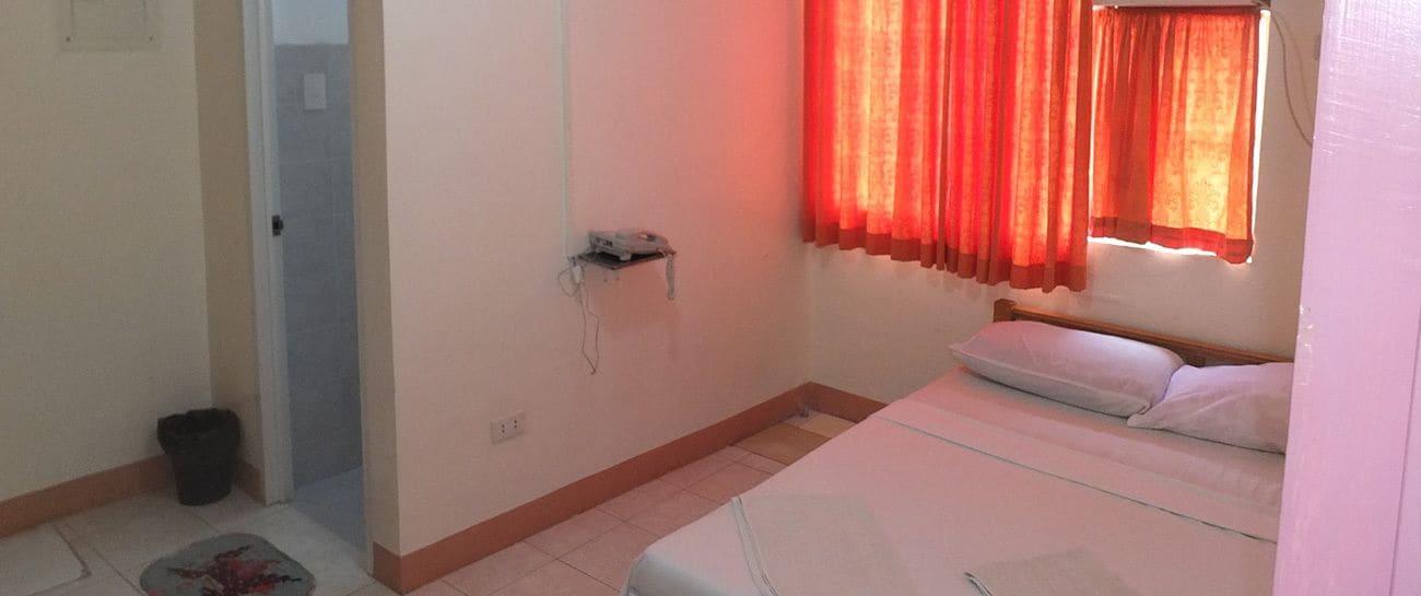 Constrell Pension House Città di Tagbilaran Esterno foto