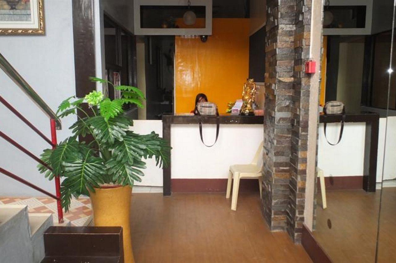 Constrell Pension House Città di Tagbilaran Esterno foto