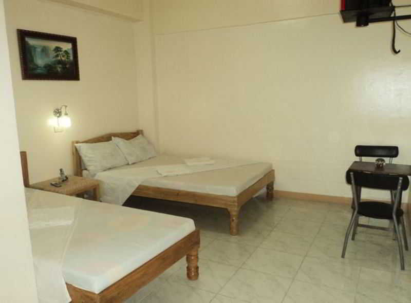 Constrell Pension House Città di Tagbilaran Esterno foto