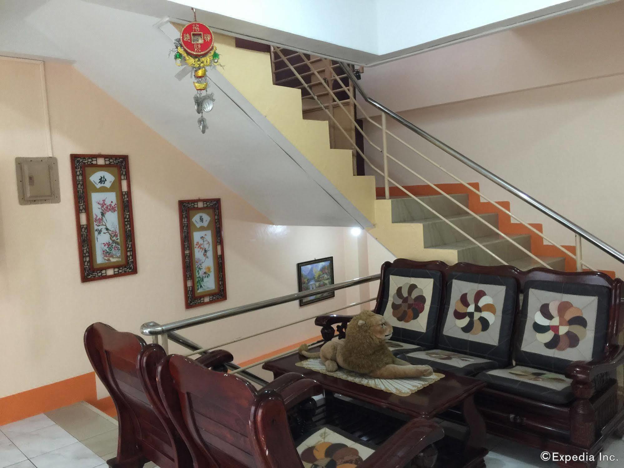 Constrell Pension House Città di Tagbilaran Esterno foto
