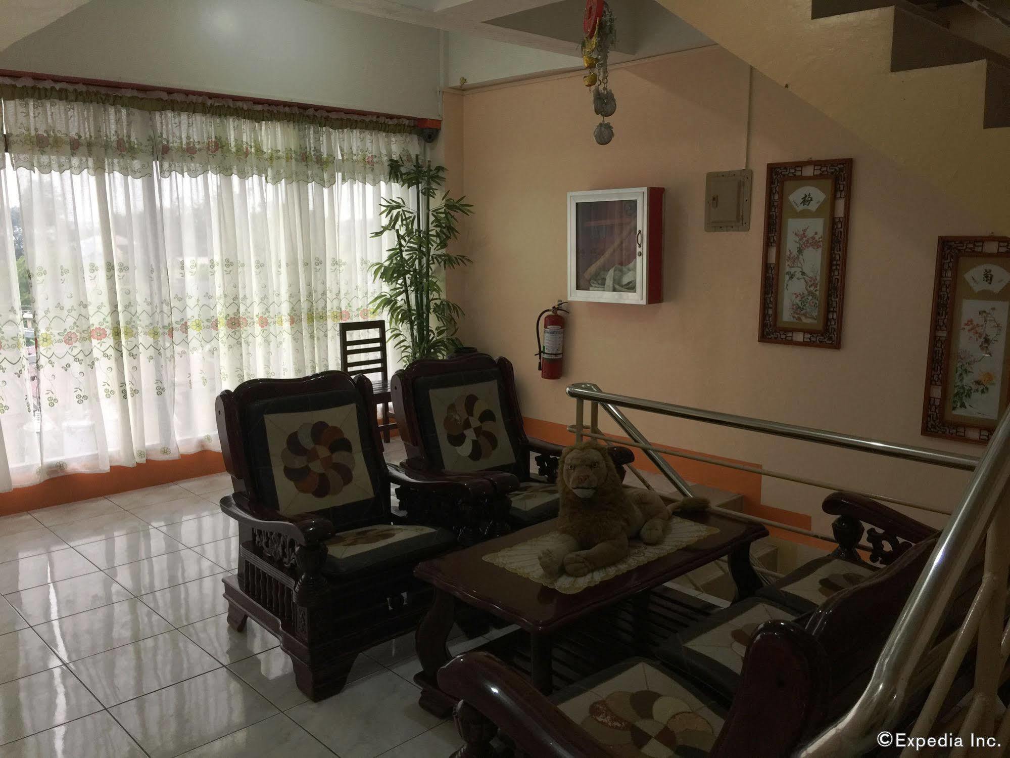 Constrell Pension House Città di Tagbilaran Esterno foto